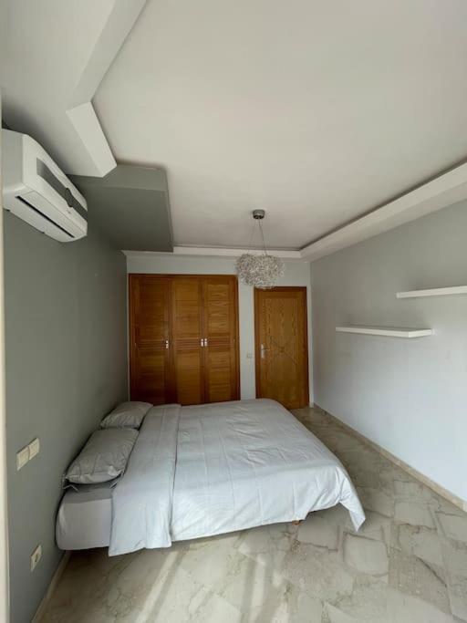 Big Luxury Apartment Near Airport Nouaceur Luaran gambar